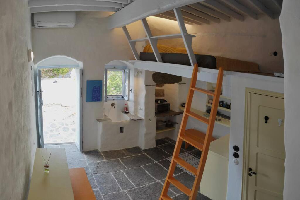 Hidden Gem - Sifnos, Kastro. Apartamento Kástron Exterior foto
